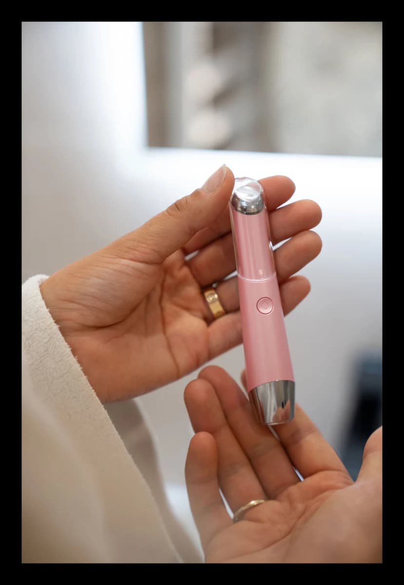 Ion Color Light – Augen- und Lippenmassagegerät